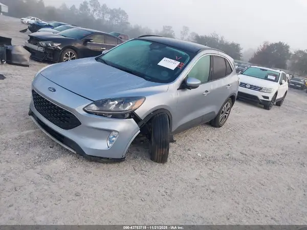 1FMCU0H68NUA30711 2022 FORD ESCAPE - Image 2