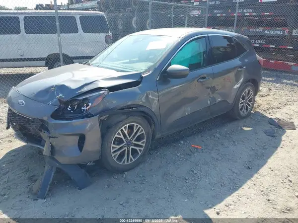 1FMCU0H68NUA65457 2022 FORD ESCAPE - Image 2