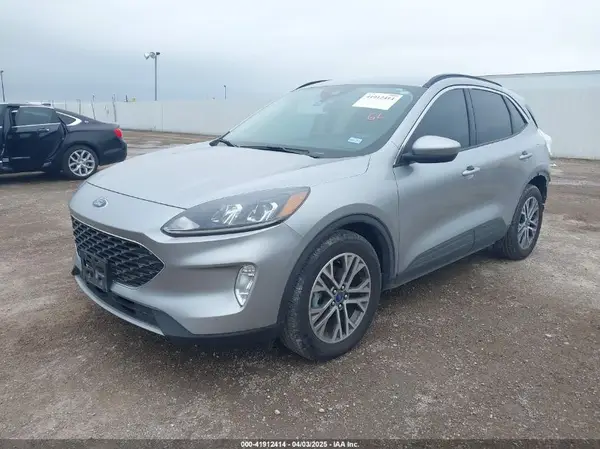 1FMCU0H68NUB12017 2022 FORD ESCAPE - Image 2