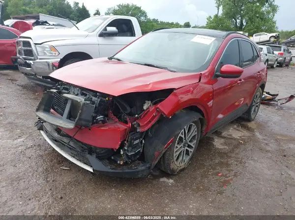 1FMCU0H69LUA32402 2020 FORD ESCAPE - Image 2