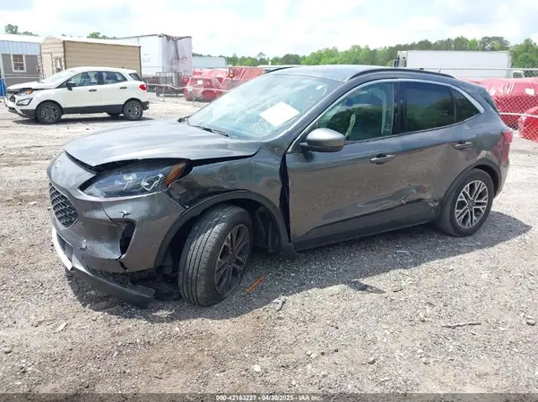 1FMCU0H69LUB18115 2020 FORD ESCAPE - Image 2