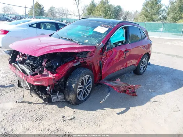 1FMCU0H69NUB84845 2022 FORD ESCAPE - Image 2