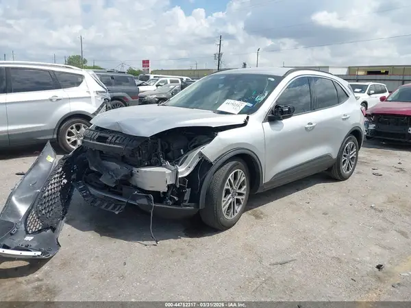 1FMCU0H6XLUA31422 2020 FORD ESCAPE - Image 2