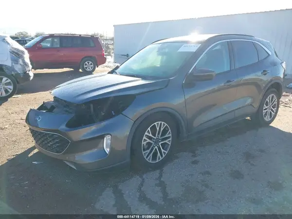 1FMCU0H6XLUA45899 2020 FORD ESCAPE - Image 2
