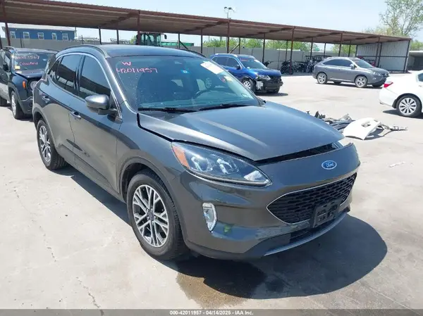 1FMCU0H6XLUB65671 2020 FORD ESCAPE - Image 1