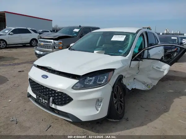 1FMCU0H6XNUA06474 2022 FORD ESCAPE - Image 2