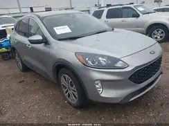 1FMCU0H6XNUA17653 2022 FORD ESCAPE