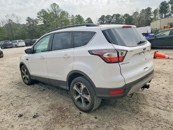 1FMCU0HD0JUA03611 2018 FORD ESCAPE - Image 2