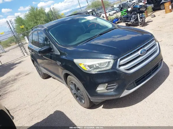 1FMCU0HD0JUA05276 2018 FORD ESCAPE - Image 1