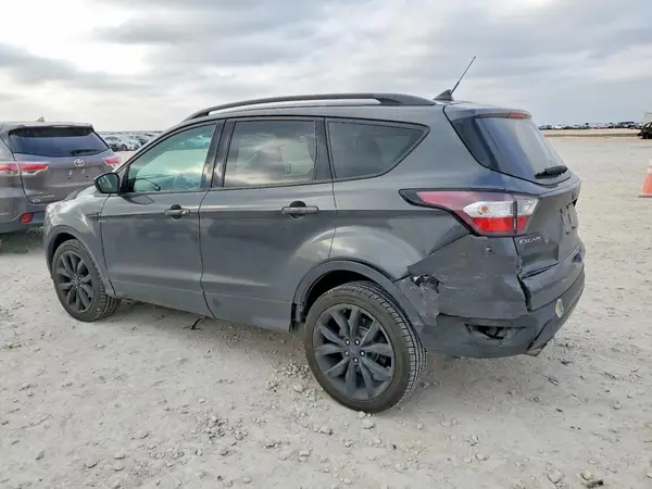 1FMCU0HD0JUC31379 2018 FORD ESCAPE - Image 2