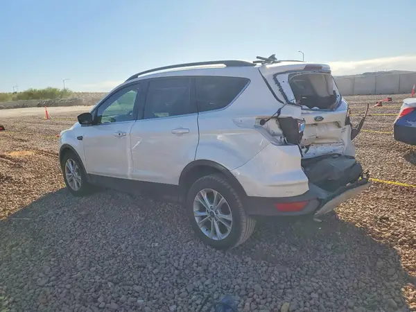 1FMCU0HD0KUA20572 2019 FORD ESCAPE - Image 2