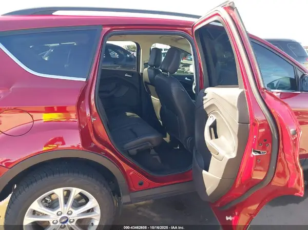 1FMCU0HD0KUB05346 2019 FORD ESCAPE - Image 8