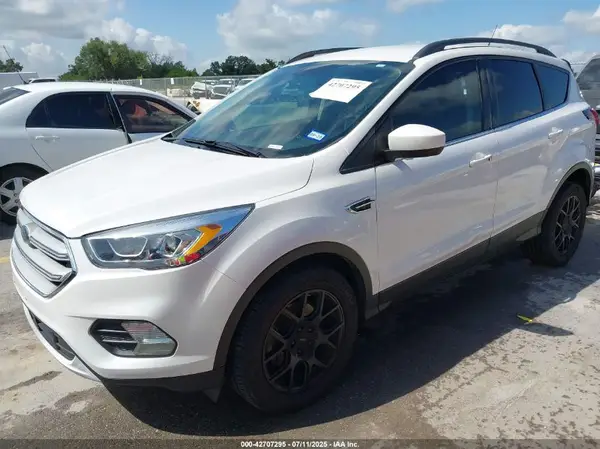 1FMCU0HD0KUC32131 2019 FORD ESCAPE - Image 2