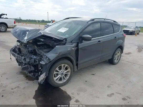 1FMCU0HD0KUC32162 2019 FORD ESCAPE - Image 2