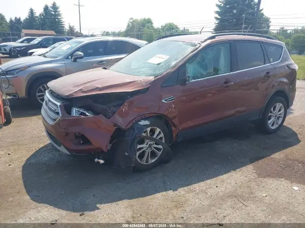 1FMCU0HD1JUA03262 2018 FORD ESCAPE - Image 2