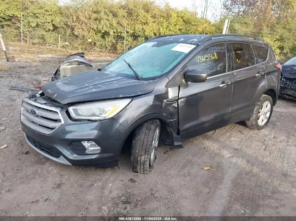 1FMCU0HD1JUA03519 2018 FORD ESCAPE - Image 2