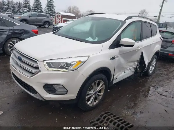 1FMCU0HD1JUA08820 2018 FORD ESCAPE - Image 2