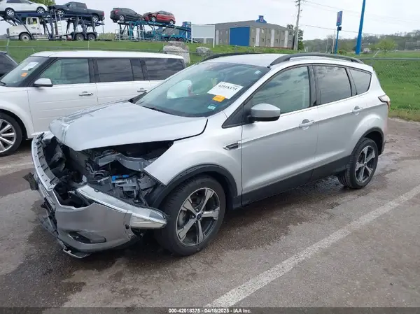1FMCU0HD1JUA71691 2018 FORD ESCAPE - Image 2