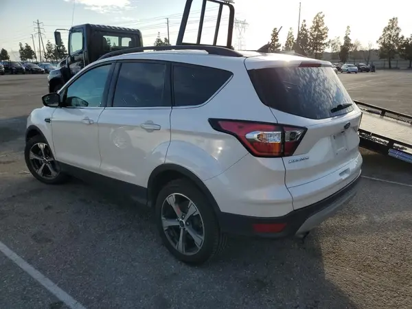 1FMCU0HD1JUA85851 2018 FORD ESCAPE - Image 2