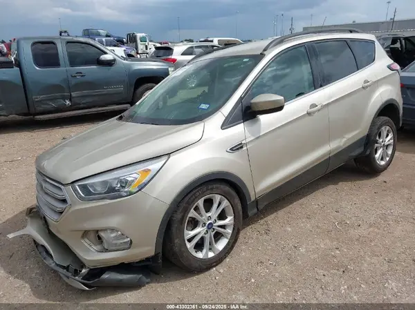 1FMCU0HD1JUC03512 2018 FORD ESCAPE - Image 2
