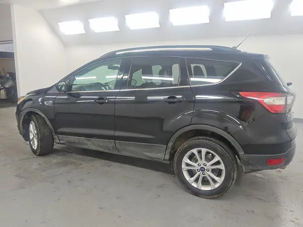 1FMCU0HD1JUC30676 2018 FORD ESCAPE - Image 2