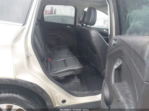 1FMCU0HD1JUC67744 2018 FORD ESCAPE - Image 8