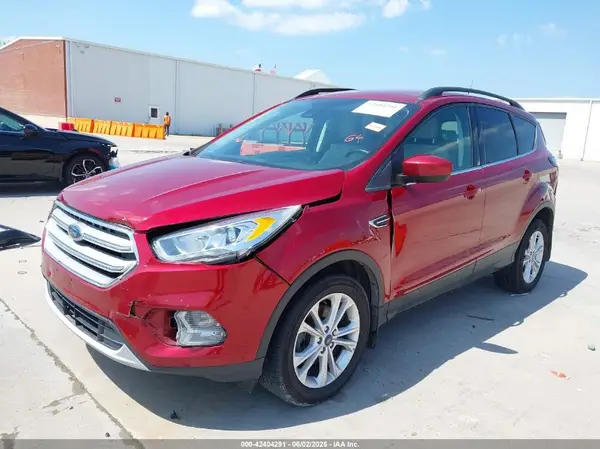 1FMCU0HD1JUD00600 2018 FORD ESCAPE - Image 2
