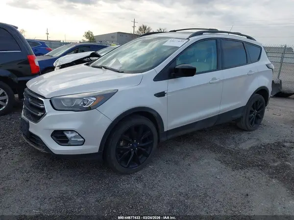1FMCU0HD1JUD20913 2018 FORD ESCAPE - Image 2