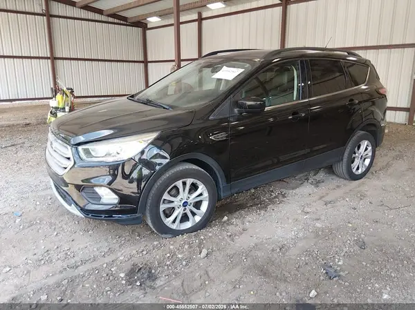 1FMCU0HD1JUD35671 2018 FORD ESCAPE - Image 2