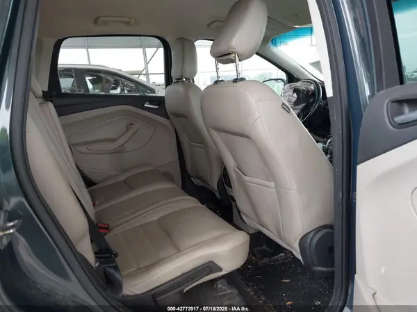 1FMCU0HD1KUA17860 2019 FORD ESCAPE - Image 8
