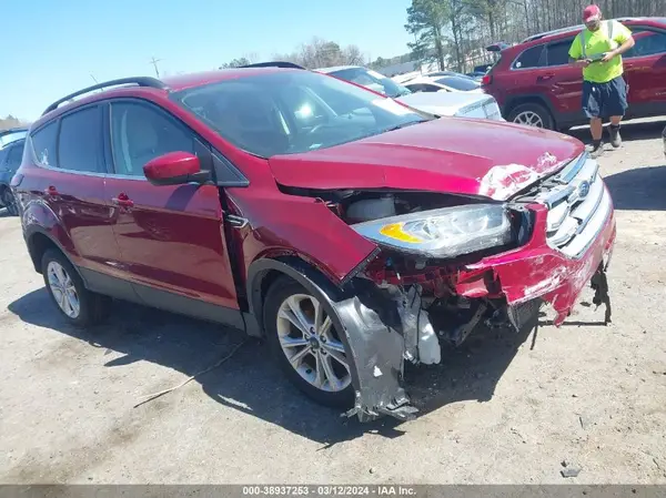 1FMCU0HD1KUA67545 2019 FORD ESCAPE - Image 1