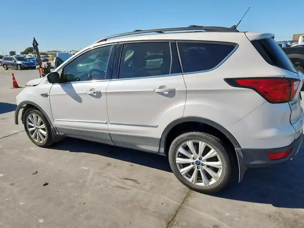 1FMCU0HD1KUA99878 2019 FORD ESCAPE - Image 2