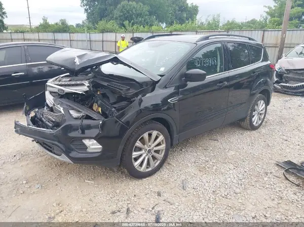 1FMCU0HD1KUB24083 2019 FORD ESCAPE - Image 2