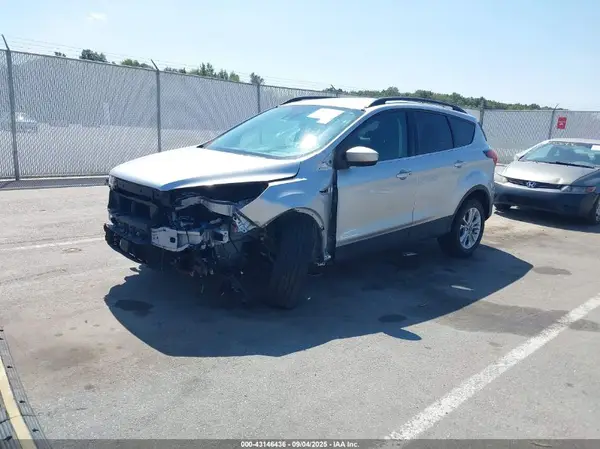 1FMCU0HD1KUB38727 2019 FORD ESCAPE - Image 2
