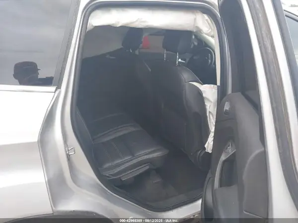 1FMCU0HD1KUB58136 2019 FORD ESCAPE - Image 8