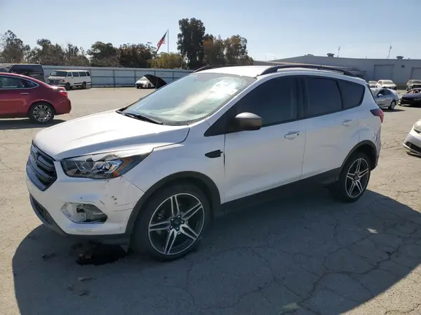 1FMCU0HD1KUC05083 2019 FORD ESCAPE - Image 1