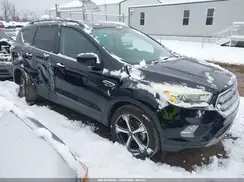 1FMCU0HD2JUA01942 2018 FORD ESCAPE