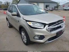 1FMCU0HD2JUA40403 2018 FORD ESCAPE