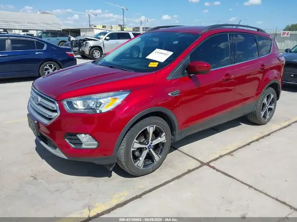 1FMCU0HD2JUA54124 2018 FORD ESCAPE - Image 2