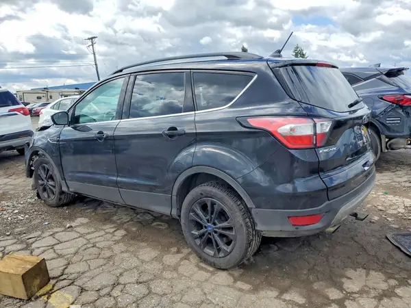 1FMCU0HD2JUA96213 2018 FORD ESCAPE - Image 2