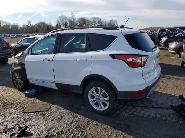 1FMCU0HD2JUB34572 2018 FORD ESCAPE - Image 2