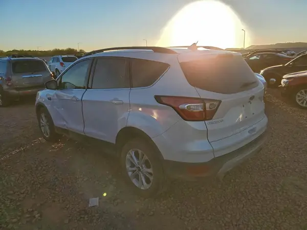 1FMCU0HD2JUB48097 2018 FORD ESCAPE - Image 2
