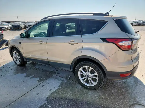 1FMCU0HD2JUB72058 2018 FORD ESCAPE - Image 2