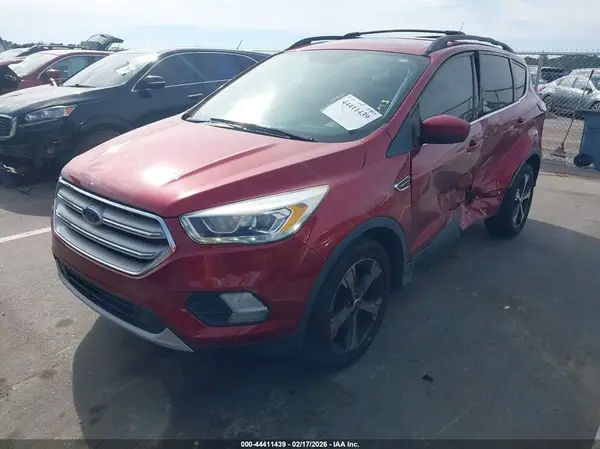 1FMCU0HD2JUC26586 2018 FORD ESCAPE - Image 2
