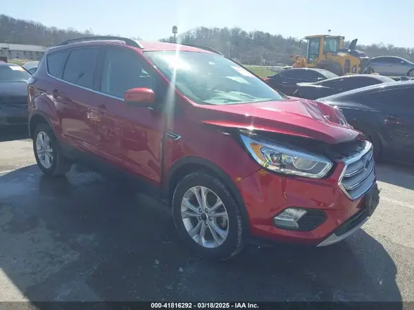 1FMCU0HD2JUC31402 2018 FORD ESCAPE - Image 1