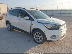1FMCU0HD2JUC48037 2018 FORD ESCAPE