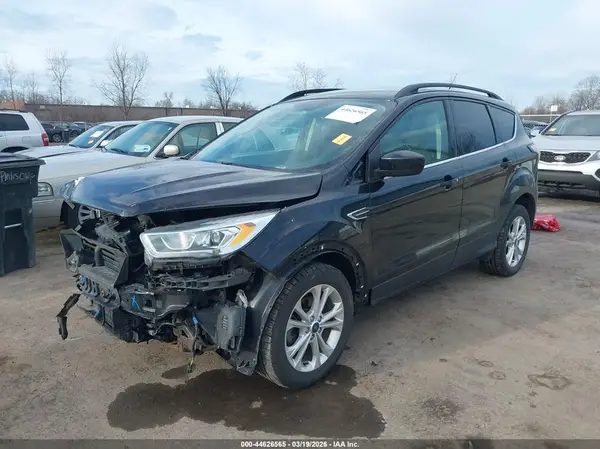 1FMCU0HD2JUC68210 2018 FORD ESCAPE - Image 2