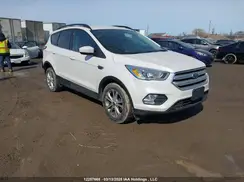 1FMCU0HD2JUC93978 2018 FORD ESCAPE