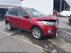 1FMCU0HD2JUD33833 2018 FORD ESCAPE