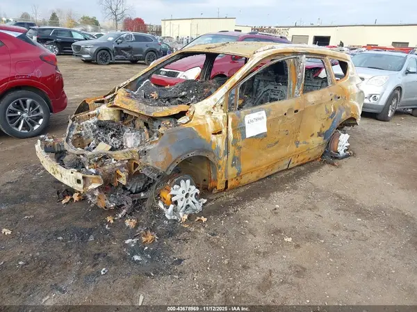 1FMCU0HD2JUD57047 2018 FORD ESCAPE - Image 2